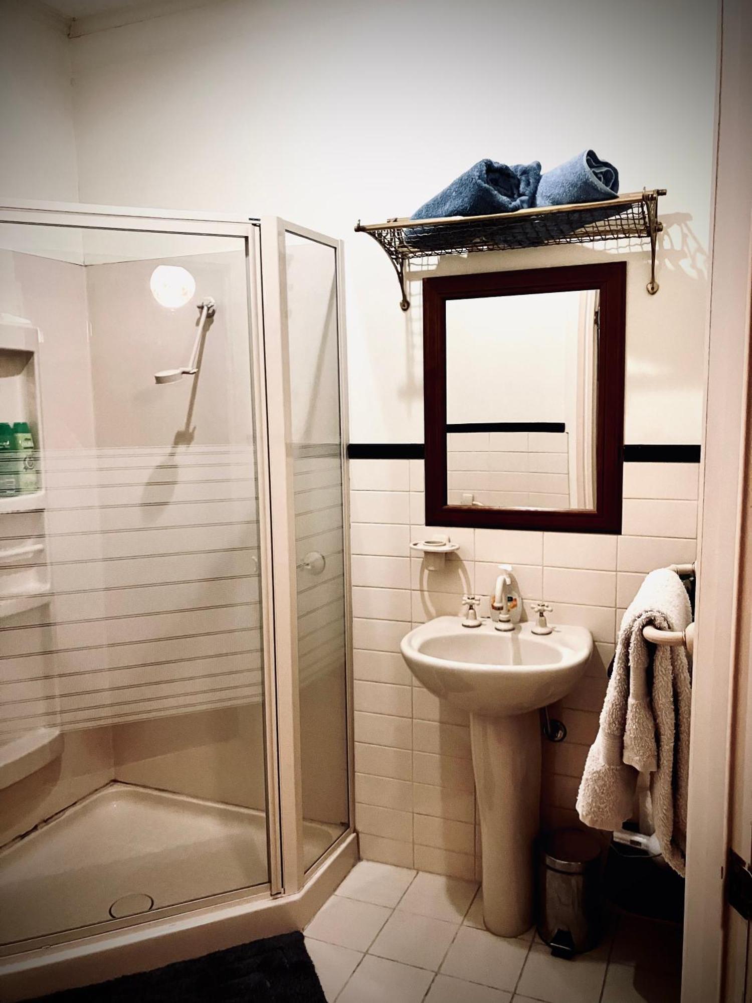 St Andrew'S Inn Conara Junction Екстер'єр фото
