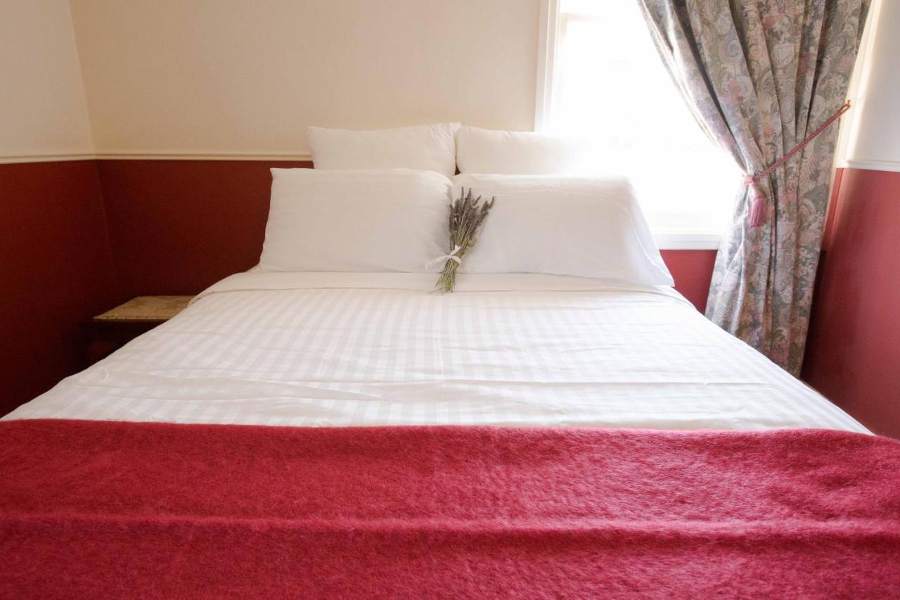 St Andrew'S Inn Conara Junction Екстер'єр фото